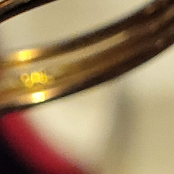 9K Gold Ring with gemstone - Picture 4 of 15